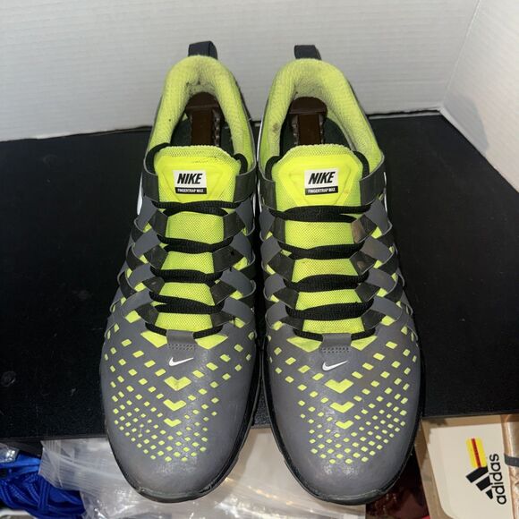 Nike Fingertrap Max Size 13 Neon Green athletic shoes sneakers (Rare) 644673-011 main image 4